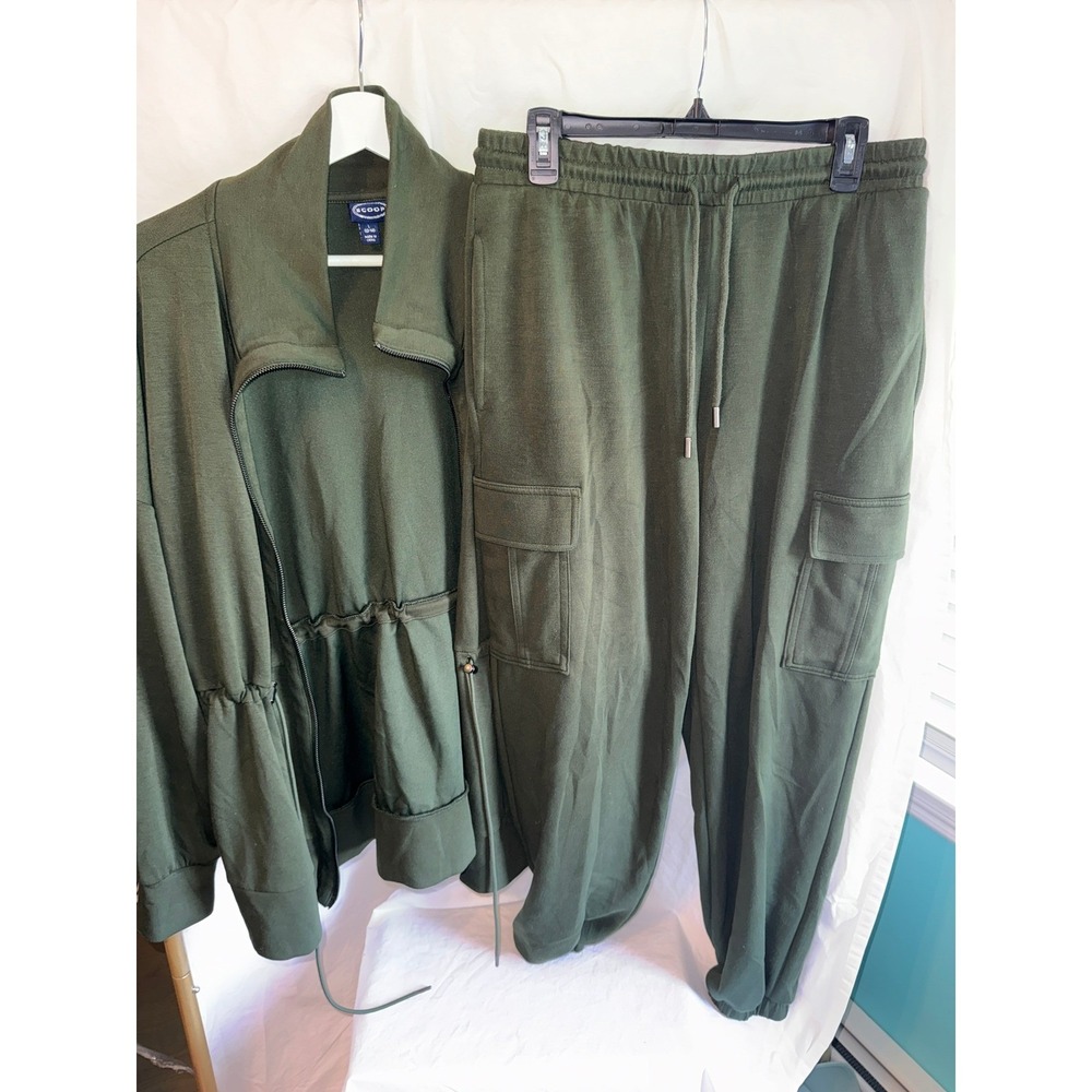 Scoop WomensOlive Green 2 Piece Lounge Set Zip Jacket Cargo Joggers Size L 12-14